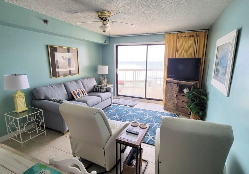 Living room with sofa bed - sleeps 2