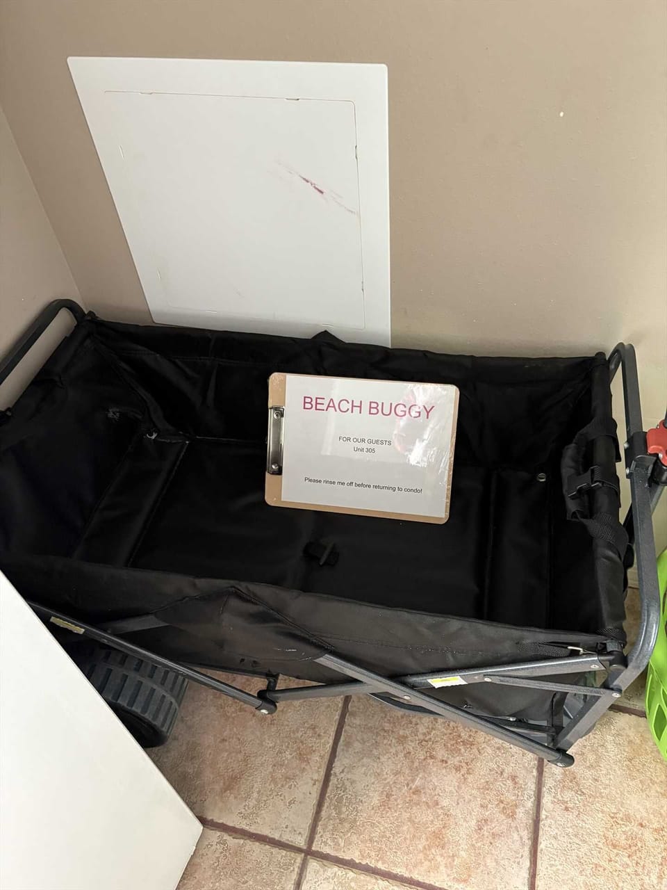 Beach cart/wagon available for guest use. Please return to the condo closet upon checkout.