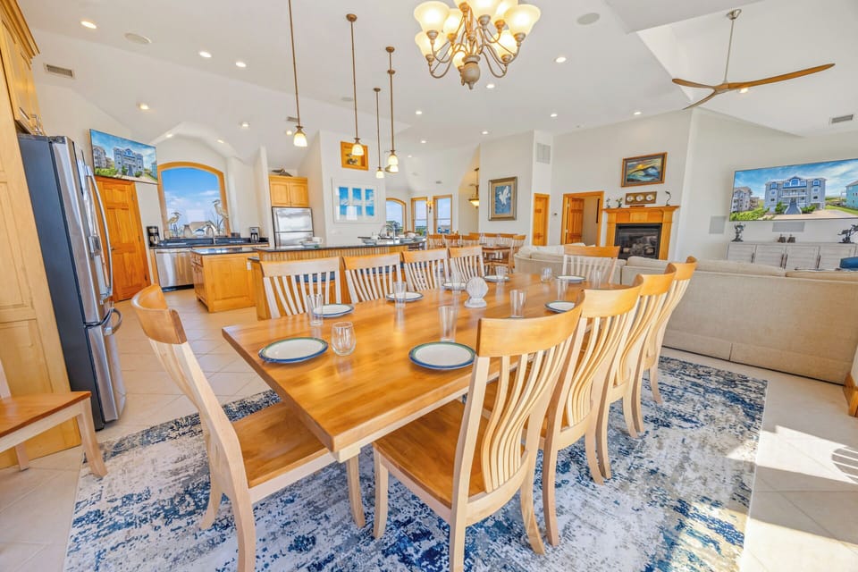 Surf or Sound Realty - 782 - Forever Moore - Dining Area -10