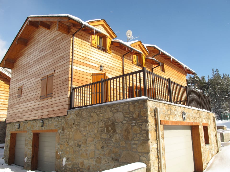 Chalet BeauBois Rear View