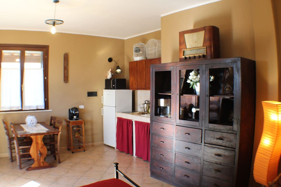 Studio, Hill View | 1 bedroom, free WiFi, bed sheets
