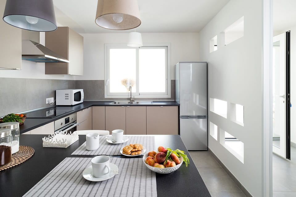 Dining Room, Kitchen