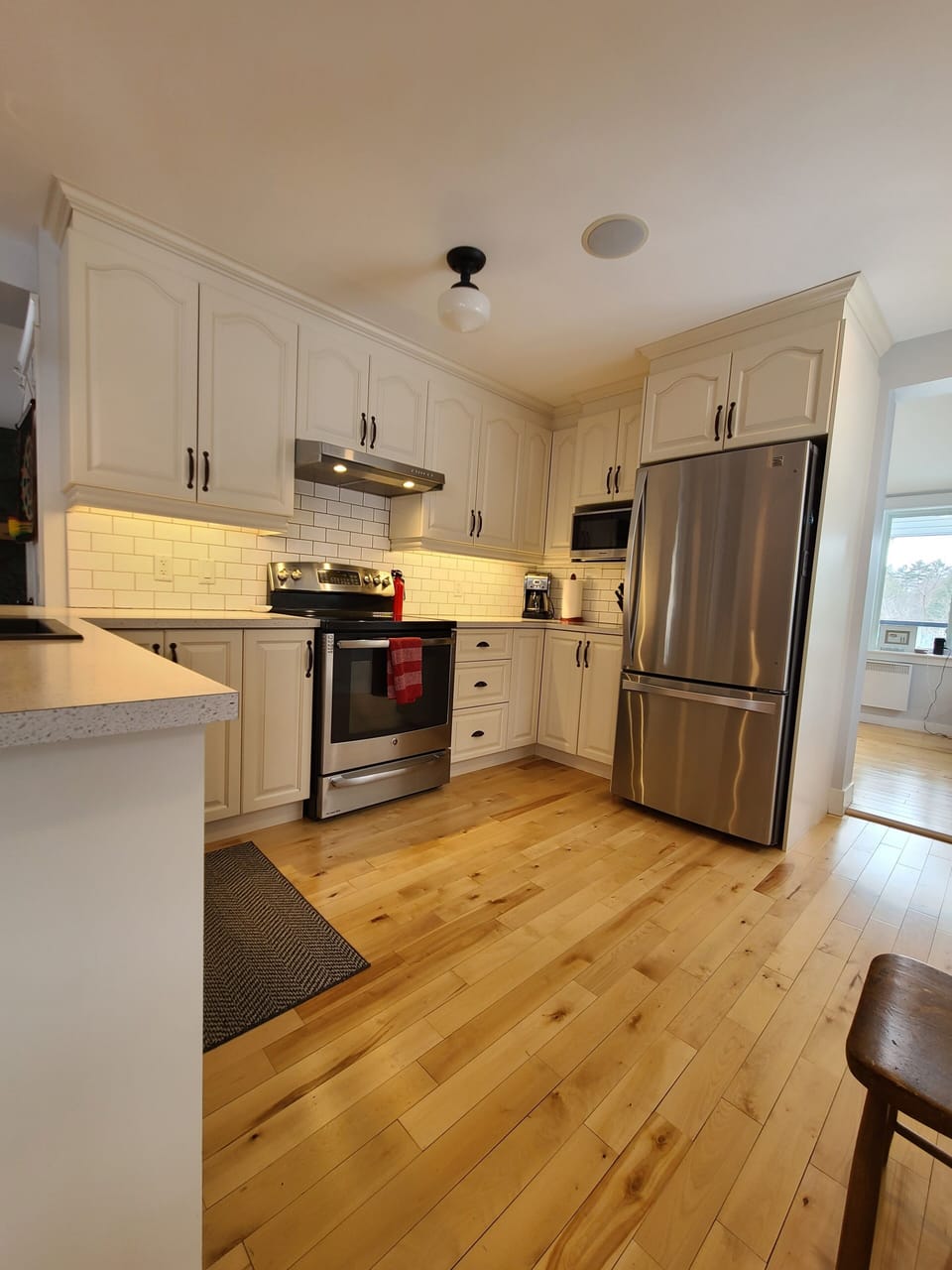 Fully Equipped kitchen ready to prepare any meal. 