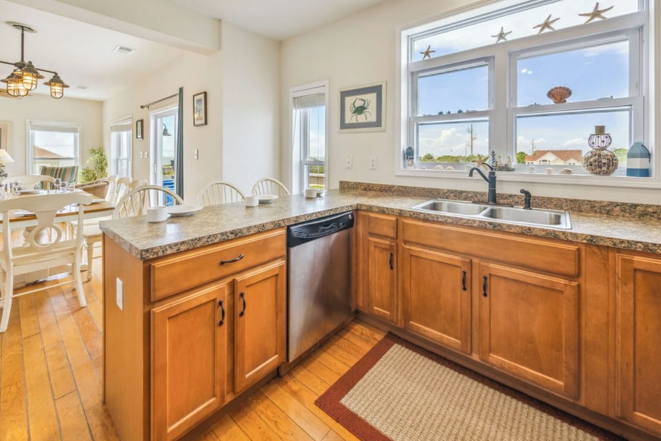 Surf or Sound Realty - 610 - Bold Surf - Kitchen -3