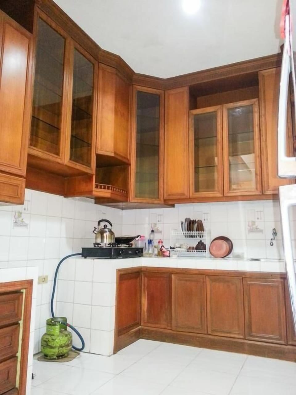 Shared fridge, microwave