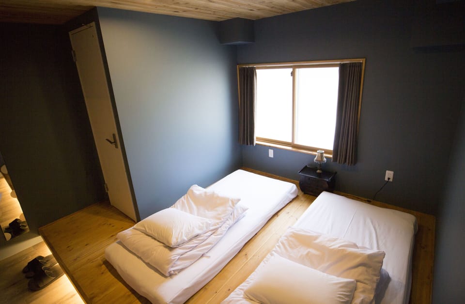 Twin Room | Individually decorated, blackout drapes, free WiFi, bed sheets