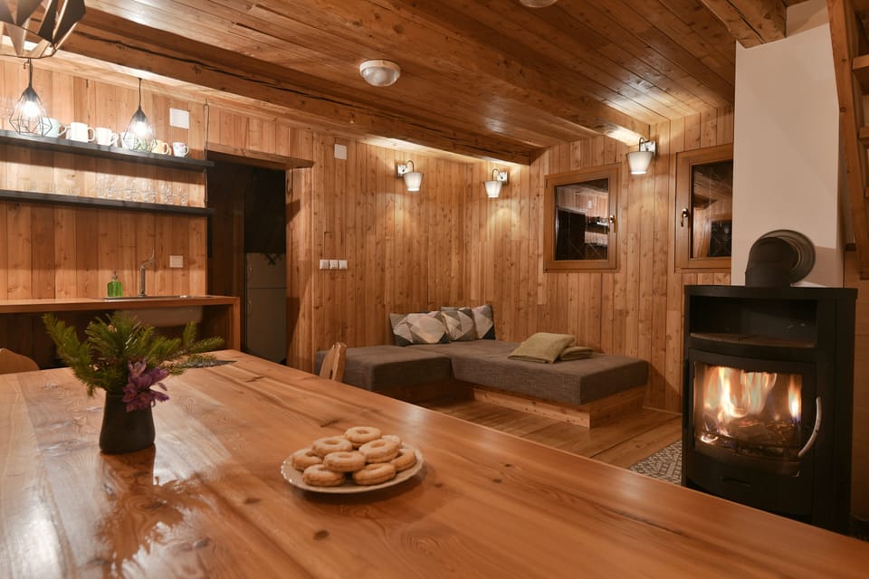 Luxury Chalet (Bistra) | Private kitchen | Fridge, stovetop, cookware/dishes/utensils, reusable coffee/tea filters