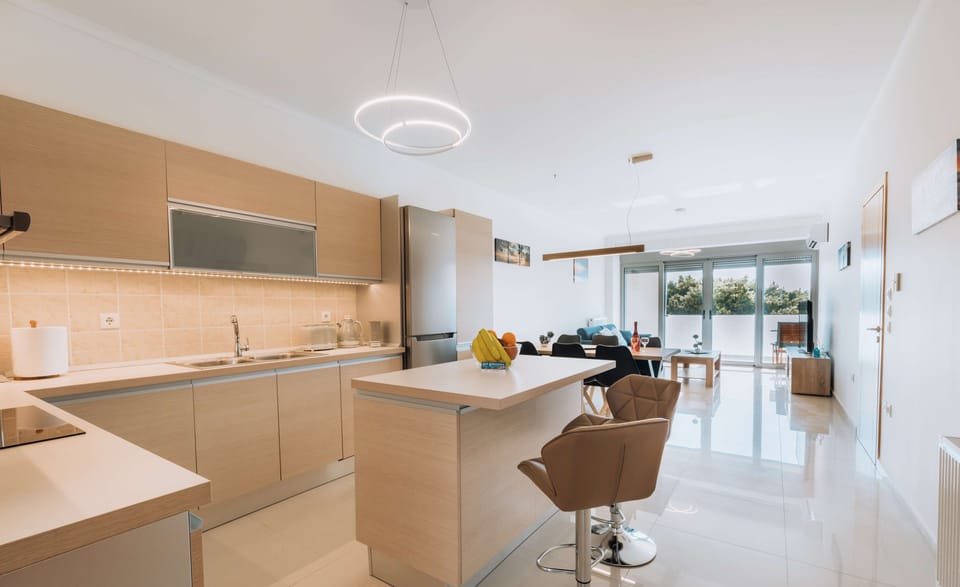 Apartment, 2 Bedrooms | Private kitchen | Full-size fridge, microwave, oven, stovetop