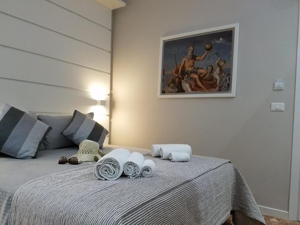 Egyptian cotton sheets, premium bedding, down comforters