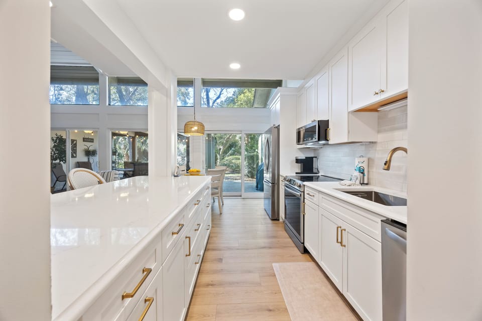 Fully equipped kitchen