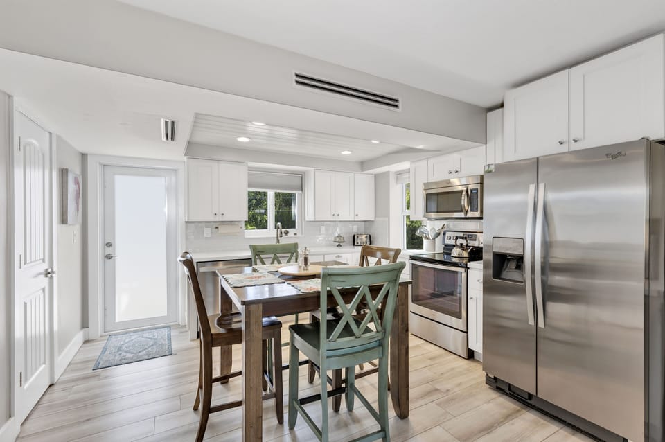 2nd Floor kitchen/dining