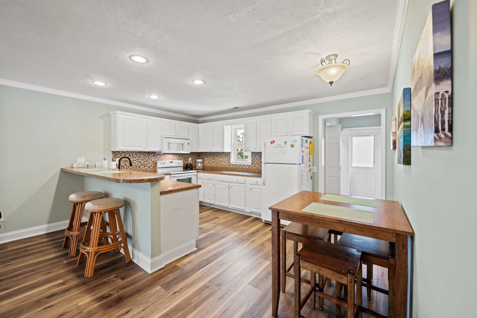 Find the comforts of home in this cozy vacation rental.