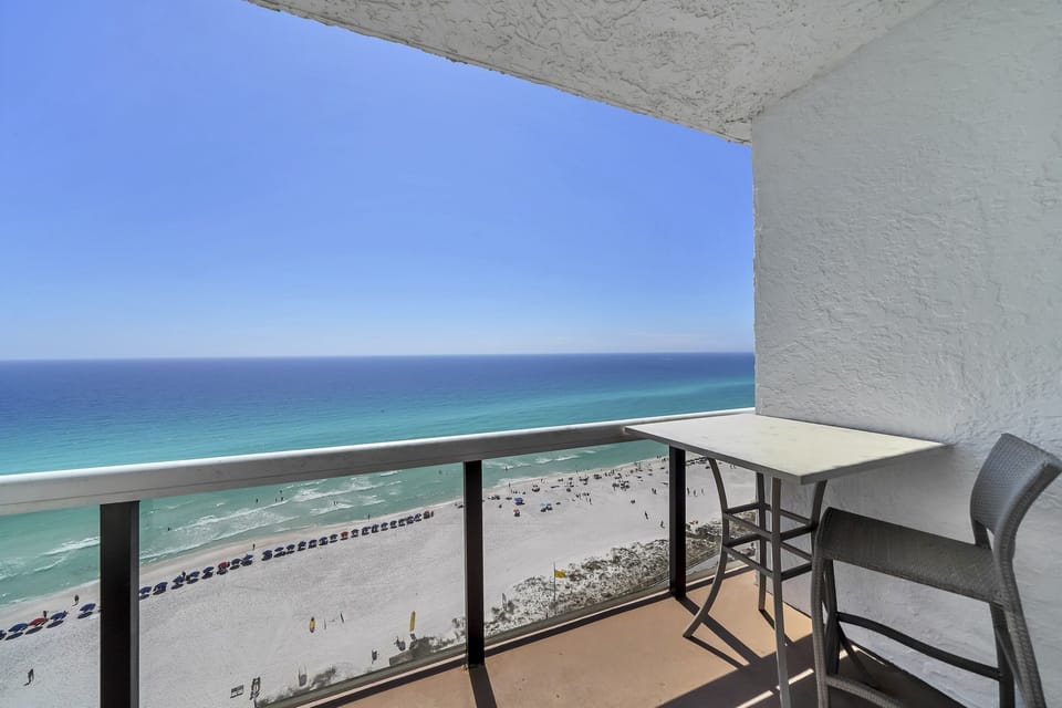 The lock-off third bedroom has a private due-south facing balcony with beautiful ubobstructed views of both the sparkling emerald gulf and white-sand beaches