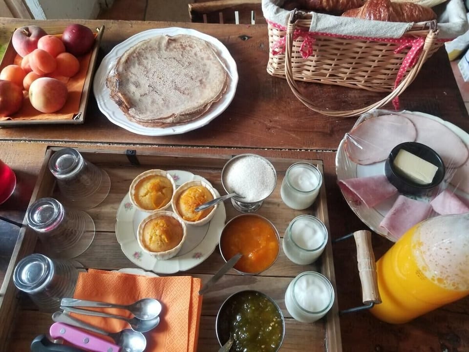 Breakfast meal
