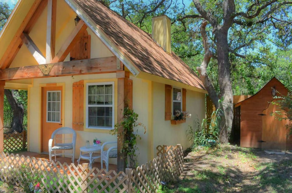 Rumpelstilzchen Cottage, exterior 2