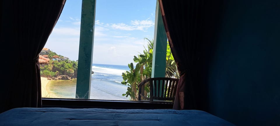 Deluxe Double Room | Beach/ocean view