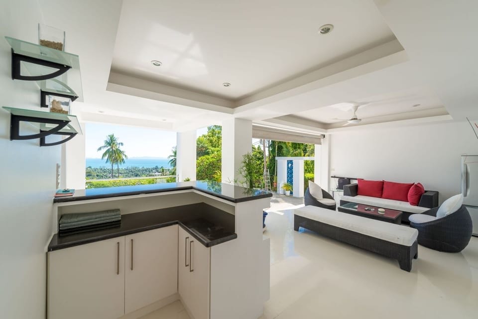 White Stone - 2 Bed, Sleeps 4
