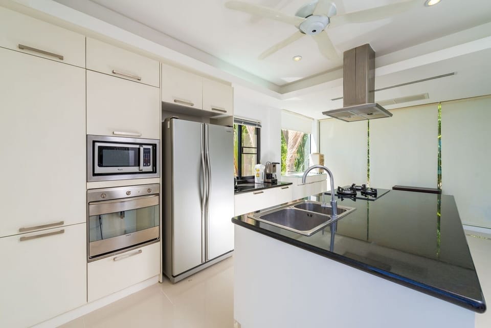 White Stone - 2 Bed, Sleeps 4