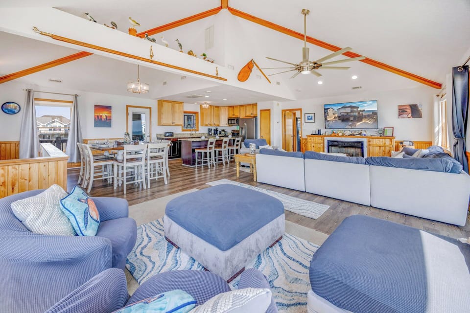 Surf or Sound Realty - 637 - Dream Come True II - Great Room  -7