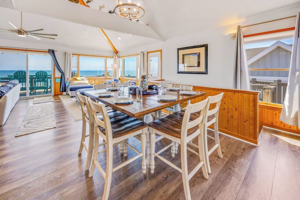 Surf or Sound Realty - 637 - Dream Come True II - Dining Area -3