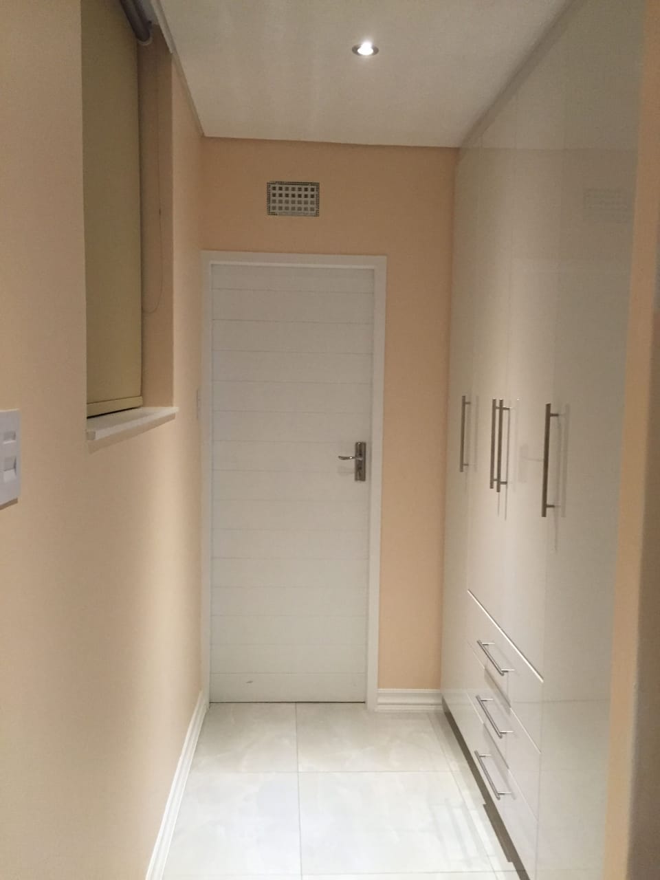 Main Bedroom Cupboards 