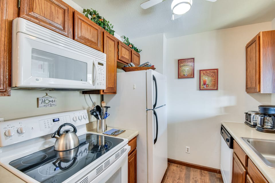 Kitchen | Tea Kettle | Toaster | Cooking Basics