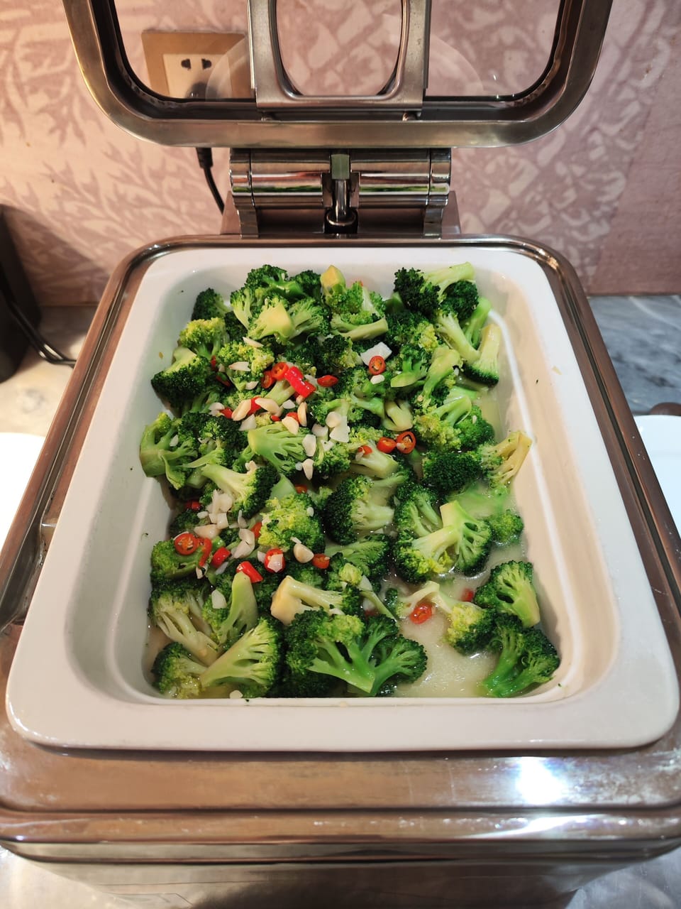 Daily buffet breakfast for a fee