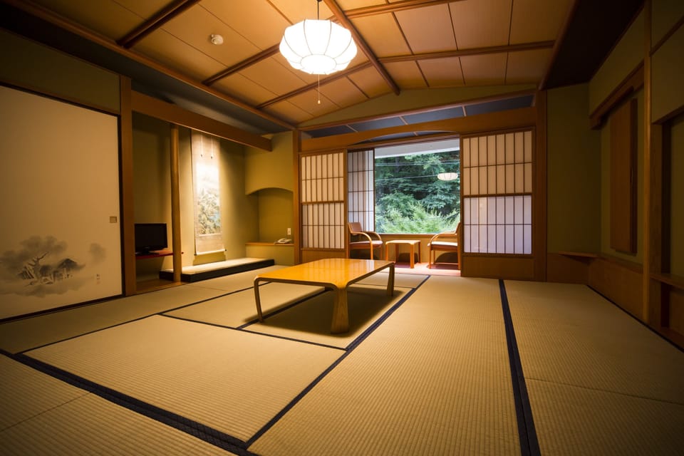 Deluxe Japanese Style Room, Non Smoking | In-room safe