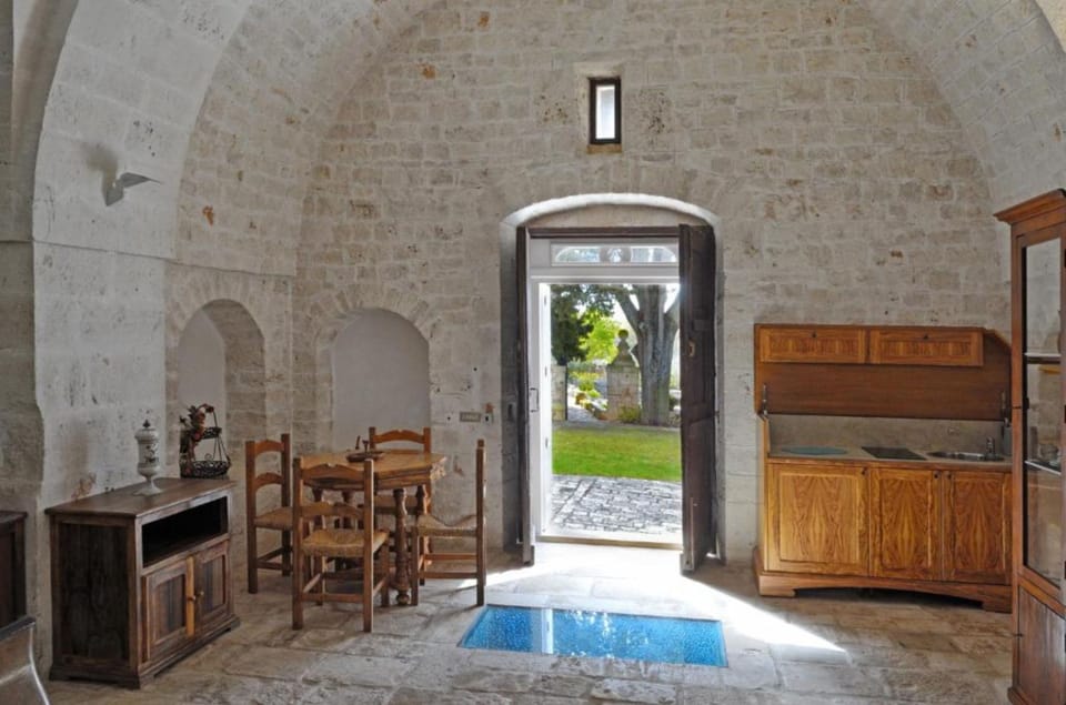 Grand Apartment, 1 Bedroom | Private kitchen | Fridge, stovetop, electric kettle, cookware/dishes/utensils