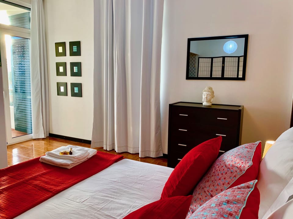 Cozy room in the city of Funchal