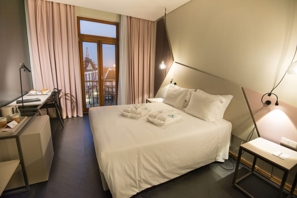 Premium Double Room | Minibar, in-room safe, desk, blackout drapes