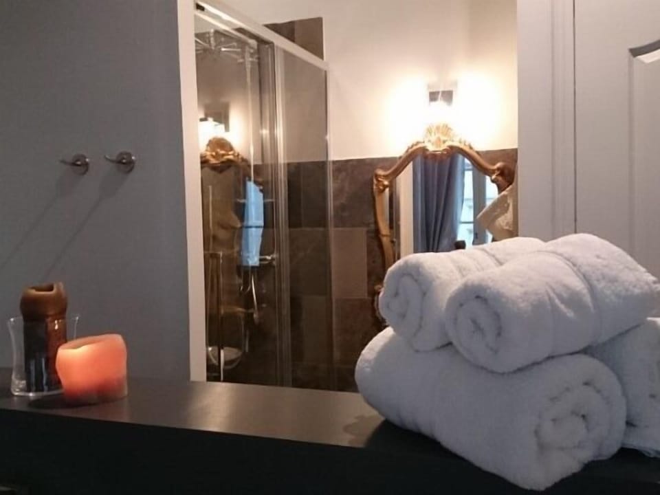 Premium Apartment, Private Bathroom, City View (CHAMBORD) | Bathroom