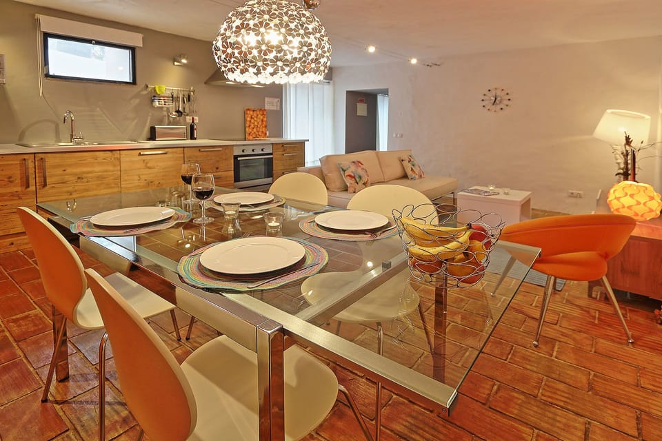 Family Apartment, 1 Bedroom, Terrace, Valley View (Happy Family) | Living area