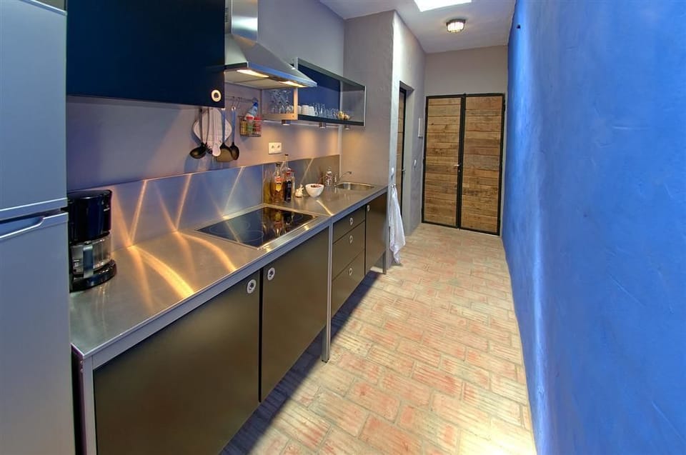 Apartment, 1 Bedroom, Terrace, Valley View (Xelb) | Private kitchen | Shared fridge, microwave, highchair