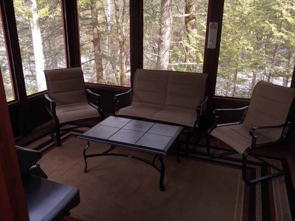 screen porch 