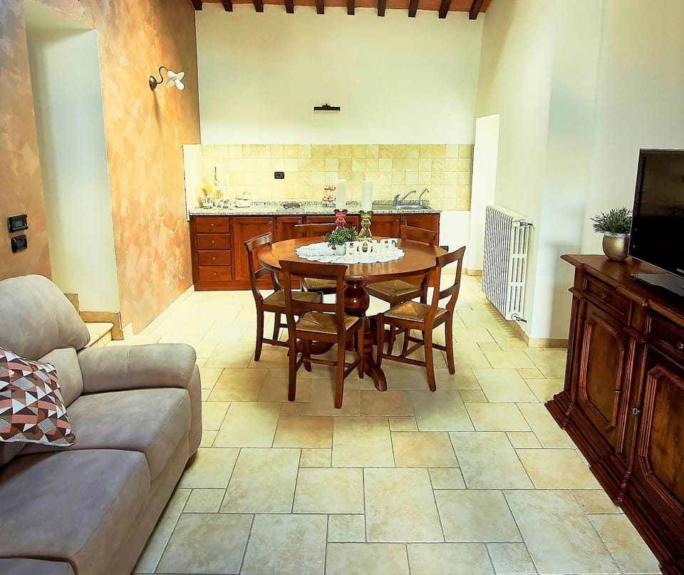 Room, Property, Furniture, Floor, Interior Design, Building, House, Table, Tile, Ceiling