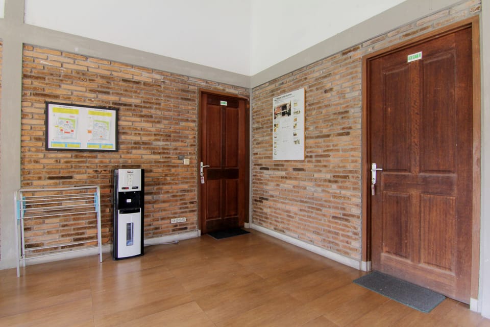 House, 2 Bedrooms | Desk, free WiFi, bed sheets