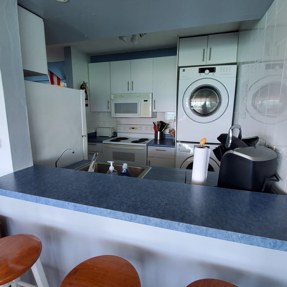 Breakfast Bar