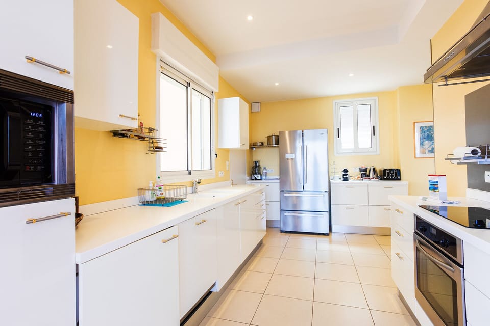 Equipped kitchen