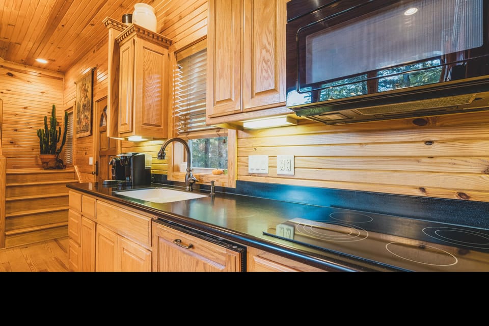 Spacious cooking area, well stocked, everything you need is here.