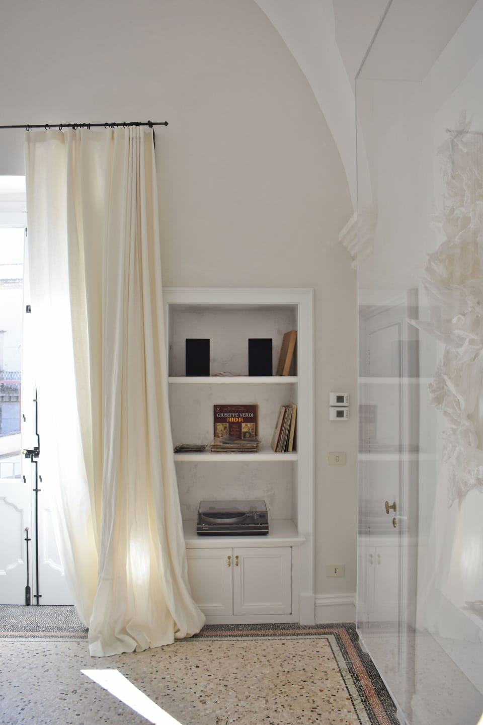 Royal Apartment | Living area