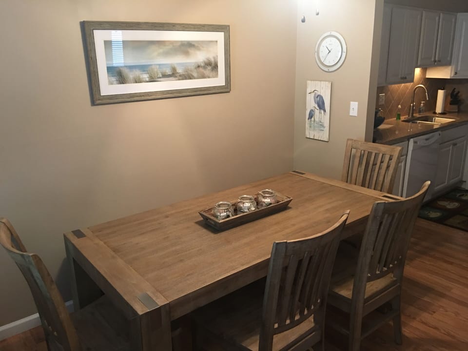 Dining table bench under table