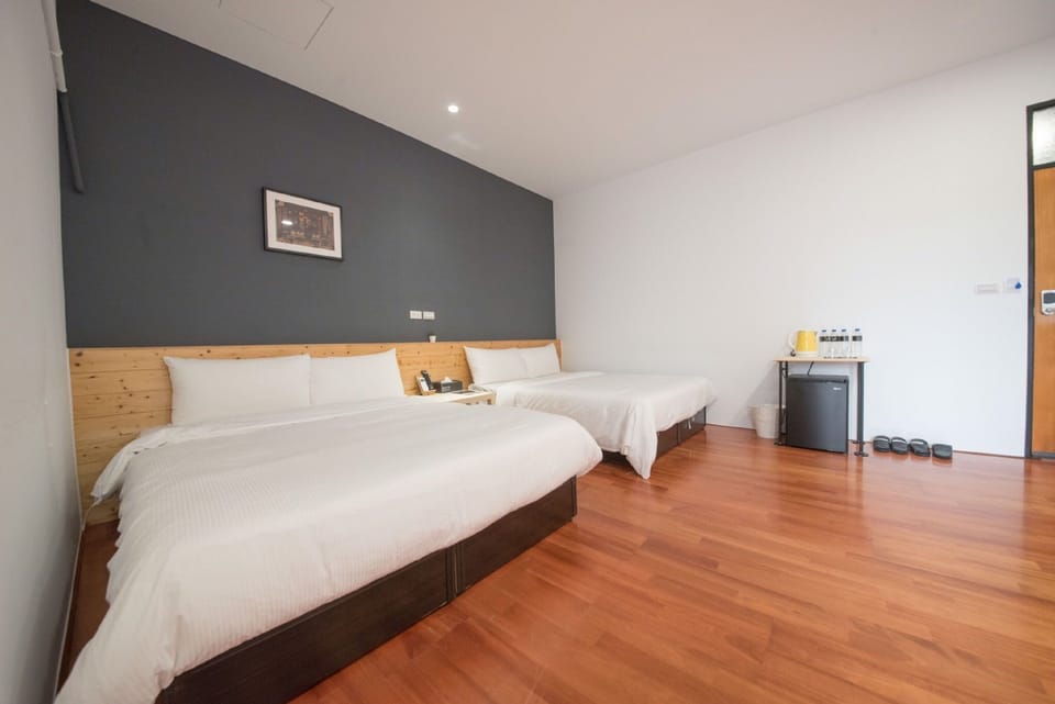 Comfort Double or Twin Room, 2 Double Beds, Non Smoking | Blackout drapes, free WiFi, bed sheets