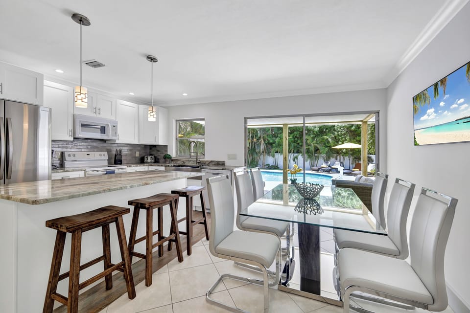 Breakfast Bar with a View