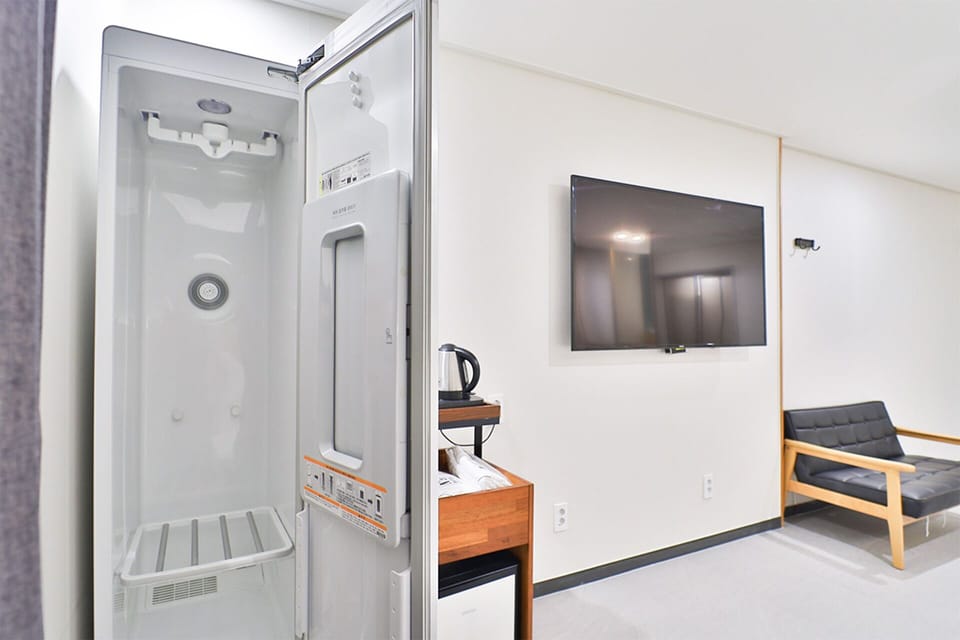Business Twin Room | Hypo-allergenic bedding, individually decorated, individually furnished