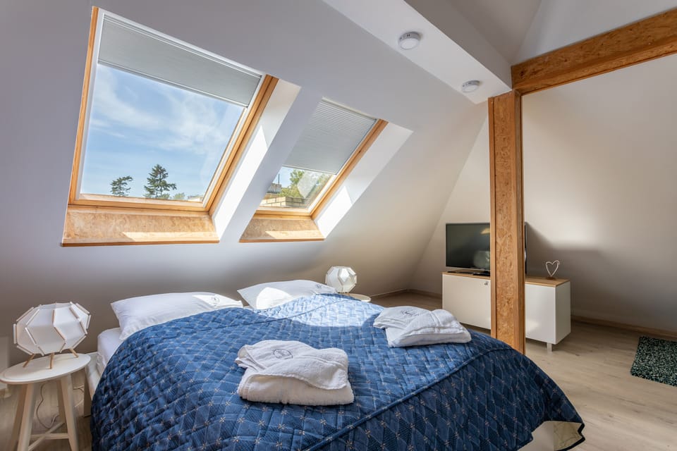 Double Room, Balcony | Hypo-allergenic bedding, individually decorated, individually furnished