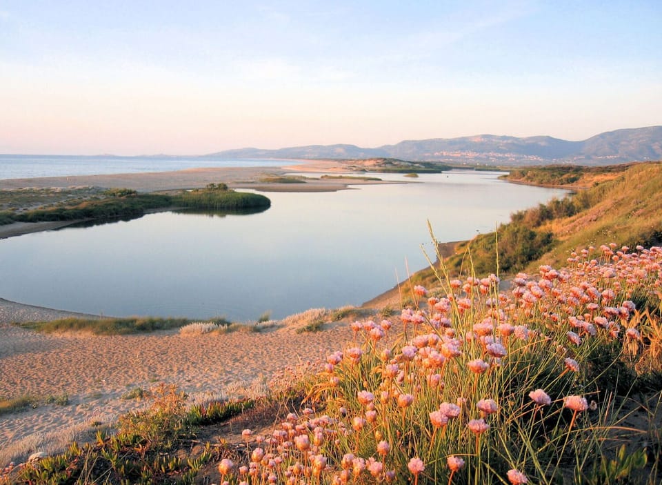 Ideal apartment for families and groups - just a few steps from the sea Apartment in Sardinia