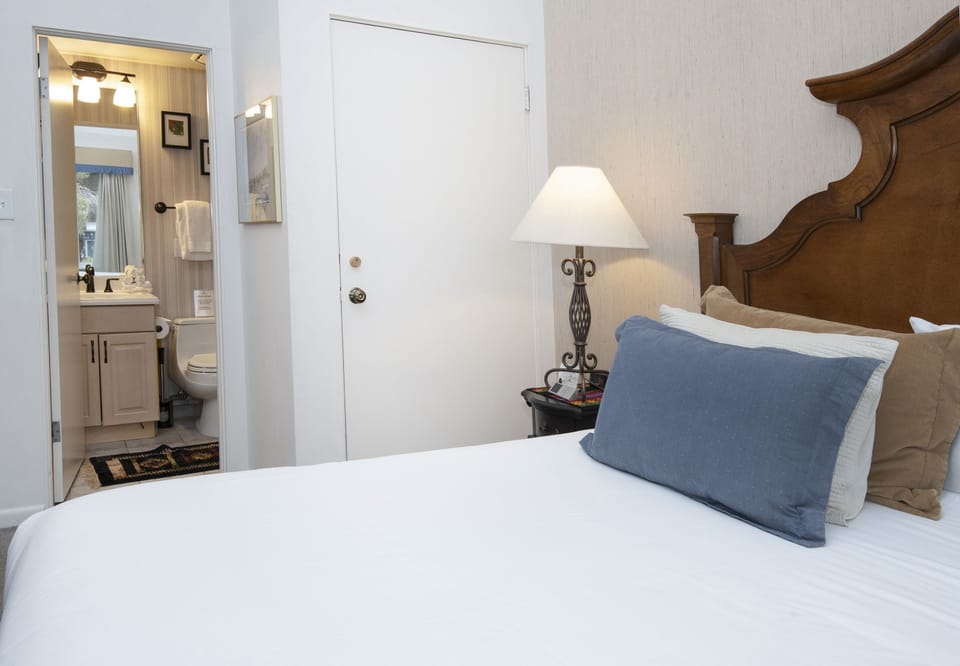 Condo, 2 Bedrooms | 2 bedrooms, free WiFi