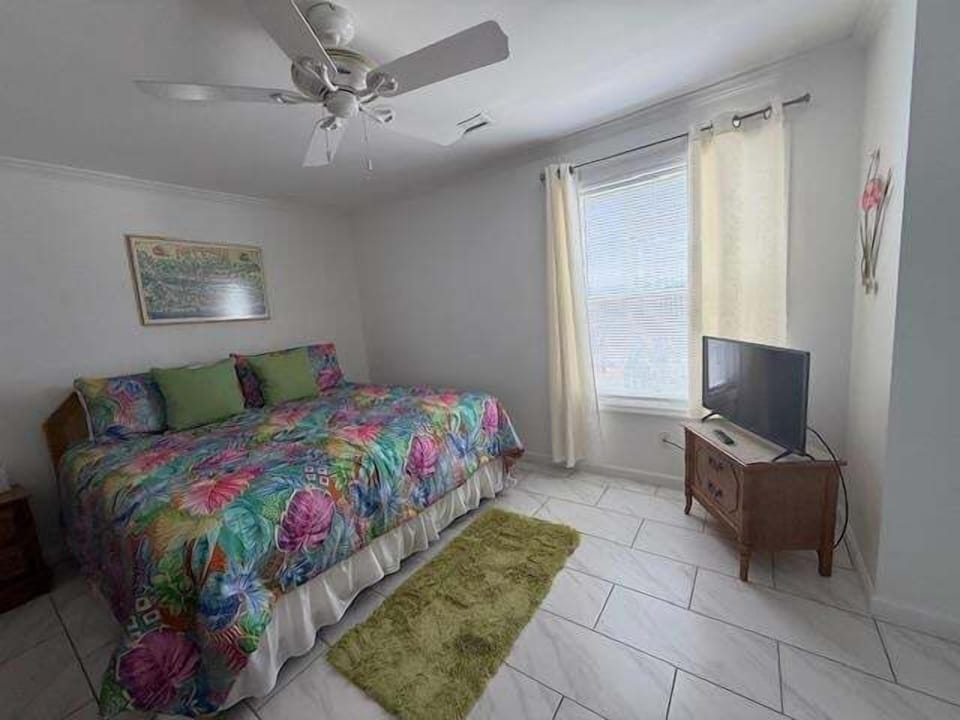 Condo, 2 Bedrooms | 2 bedrooms, iron/ironing board, WiFi (free)
