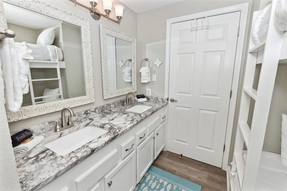 Sandpiper Cove 9124 1 Bedroom Condo by RedAwning Apartment in Destin